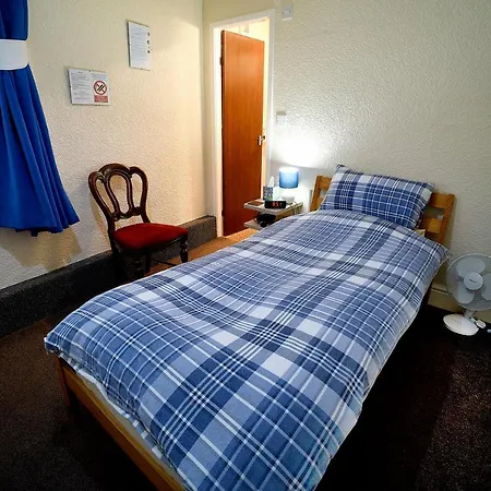 Lynmoore Guest House-2